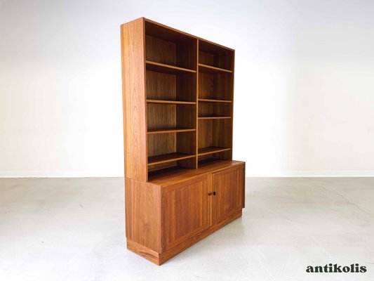 Mid-Century Bookcase in Teak by Nils Jonsson for Hugo Troeds, Sweden, 1960s-QDV-1956187