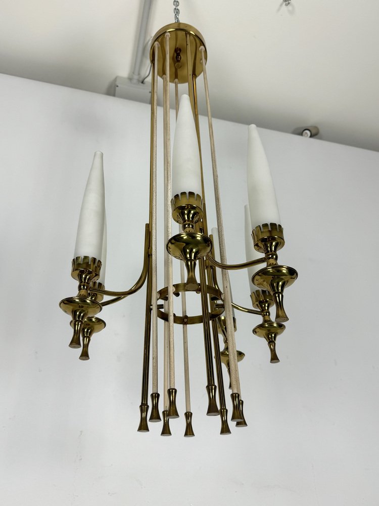 Mid-Century Brass and Opaline Glasses Chandelier from Arredoluce Monza, Italy, 1950s