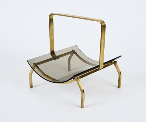 Mid-Century Brass and Smoked Glass Magazine Rack from Fontana Arte, Italy, 1960s-JDR-1195160