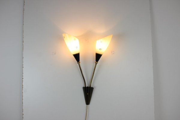 Mid-Century Brass & Glass Wall Lamp, 1960s-TZ-1298733