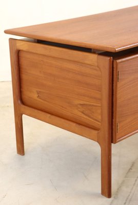 Mid-Century Brorfelde Desk attributed to Arne Hovmand Olsen for GV Møbler-FYZ-1724581