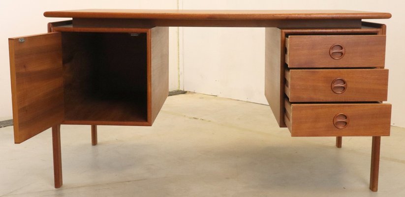 Mid-Century Brorfelde Desk attributed to Arne Hovmand Olsen for GV Møbler-FYZ-1724581