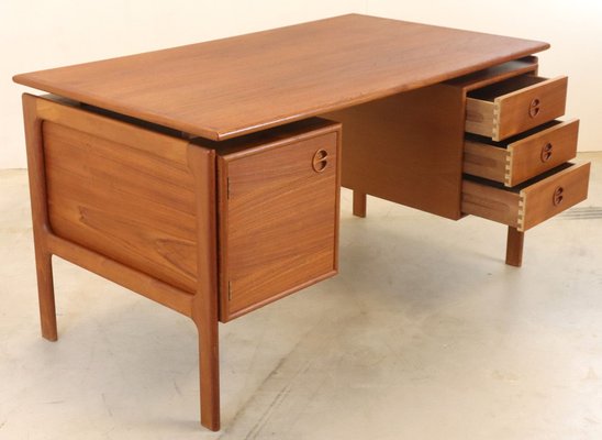 Mid-Century Brorfelde Desk attributed to Arne Hovmand Olsen for GV Møbler-FYZ-1724581