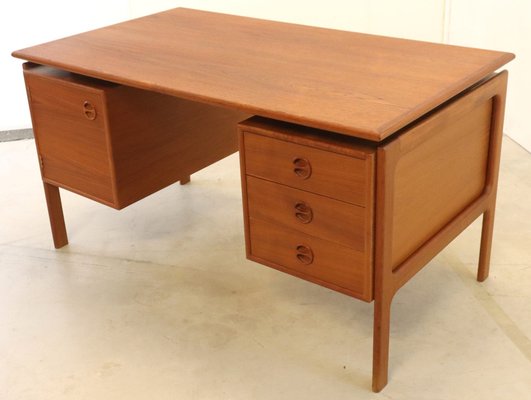 Mid-Century Brorfelde Desk attributed to Arne Hovmand Olsen for GV Møbler-FYZ-1724581