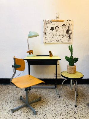 Mid-Century Childrens Desk, 1950s-RZY-946531