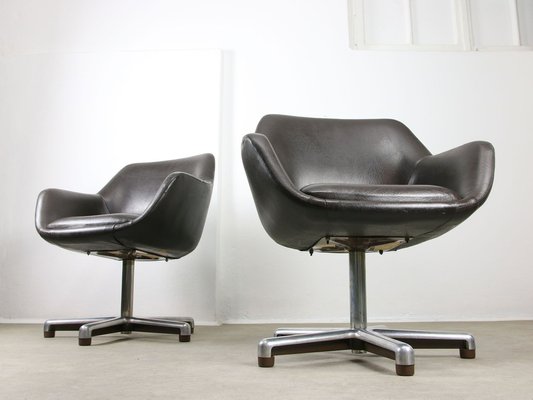 Mid-Century Chocolate Brown Leather Swivel Chair-HGJ-1760902