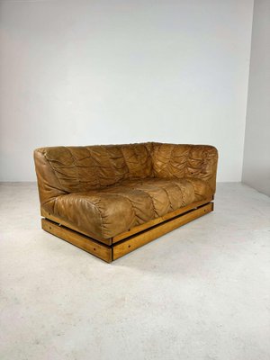 Mid-Century Cognac Leather Lounge Sofa in Oak, 1970s-GNW-1765773