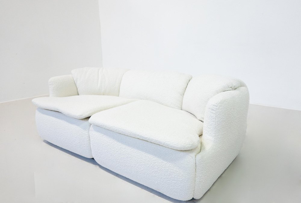 Mid-Century Confidential Sofa attributed to Alberto Rosselli for Saporiti, Italy, 1970s