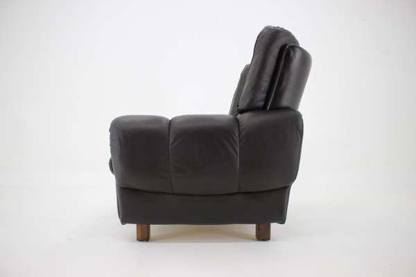 Mid-Century Czech Leather Lounge Chair from Vyber, 1970s-TZ-926029