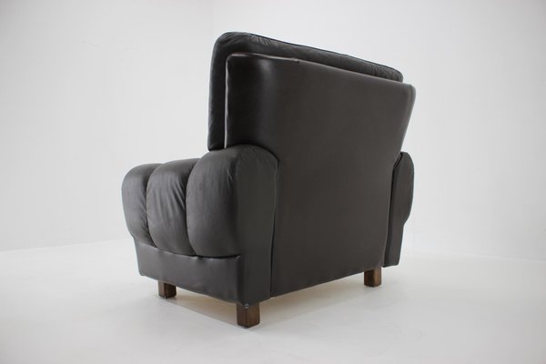 Mid-Century Czech Leather Lounge Chair from Vyber, 1970s-TZ-926029