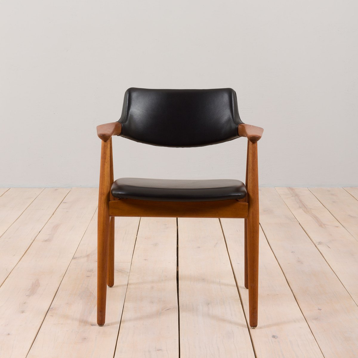 Mid-Century Danish Armchair in Teak by Erik Kierkegaard for Høng Stolefabrik, 1960s