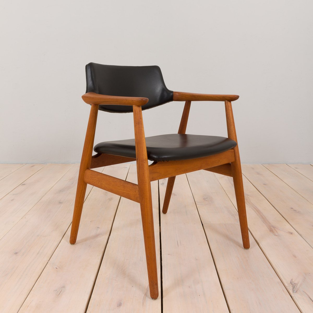 Mid-Century Danish Armchair in Teak by Erik Kierkegaard for Høng Stolefabrik, 1960s