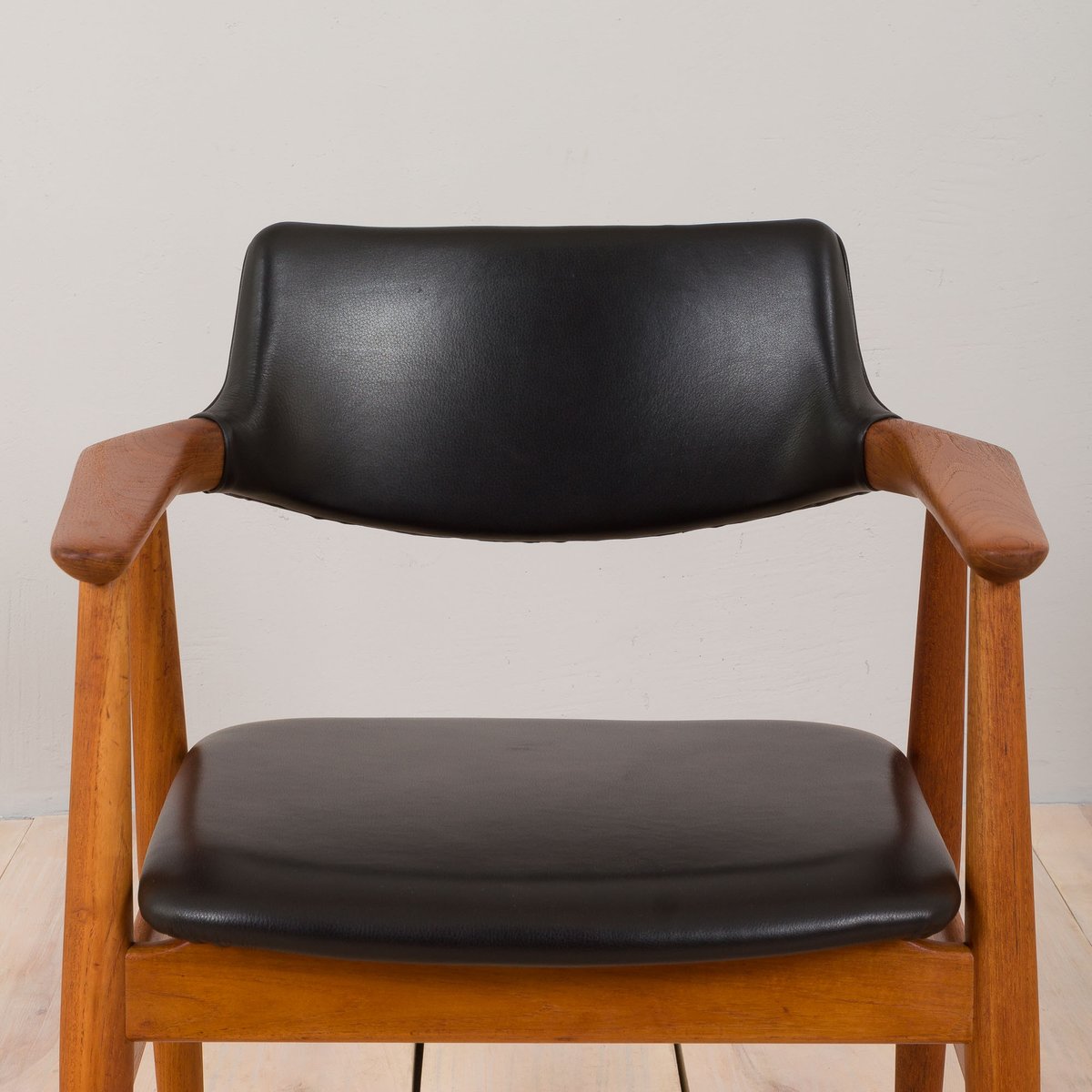 Mid-Century Danish Armchair in Teak by Erik Kierkegaard for Høng Stolefabrik, 1960s