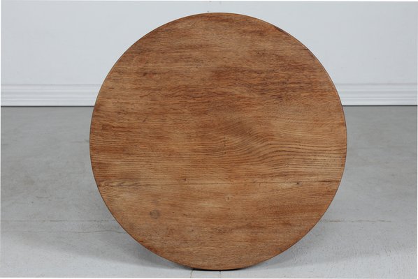 Mid-Century Danish Brutalist Round Coffee Table in Oak, 1950-QQ-1752132