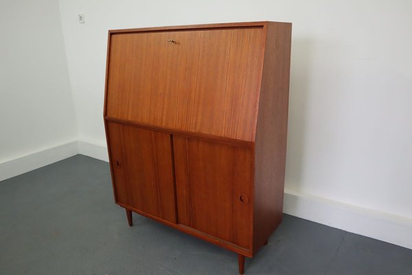 Mid-Century Danish Cabinet, 1960s-JWH-801545