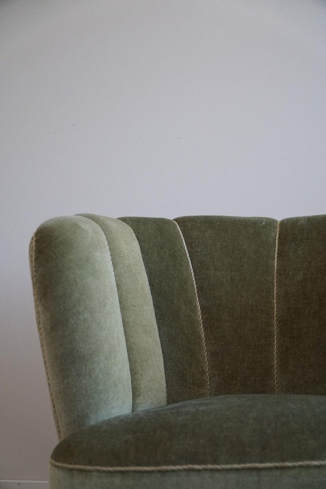 Mid-Century Danish Curved Club Chair in the style of Viggo Boesen, 1940s