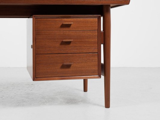 Mid-Century Danish Desk in Teak attributed to Arne Vodder for Sibast, 1960s-MF-1765674