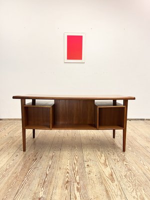 Mid-Century Danish Desk in Teak by Peter Løvig Nielsen for Hedensted Møbelfabrik, 1970s-DOY-1792281