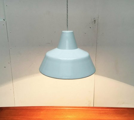 Mid-Century Danish Enamel Pendant Lamps from Louis Poulsen, 1960s, Set of 2-UAH-1810996