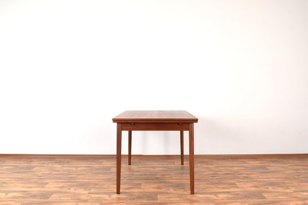 Mid-Century Danish Extendable Dining Table in Teak, 1960s-LOT-2032077