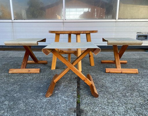 Mid-Century Danish Folding Safari Chairs in Pine and Table, 1970s, Set of 4-GON-1421620