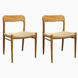 Mid-Century Danish Model 75 Chairs in Oak by Niels O. Møller for J.L. Møllers Møbelfabrik, 1950s, Set of 2-DOY-1782768