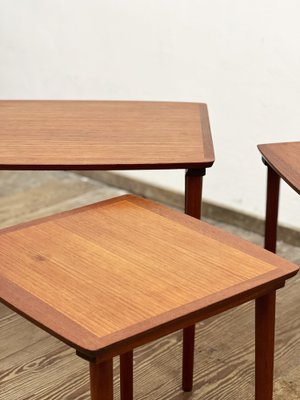 Mid-Century Danish Nesting Tables in Teak, Set of 3-DOY-1384111