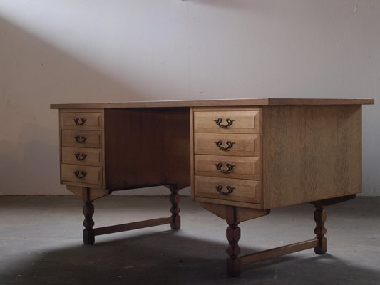 Mid-Century Danish Oak Desk attributed to Henning Kjaernulf, 1960s-QNP-1814743