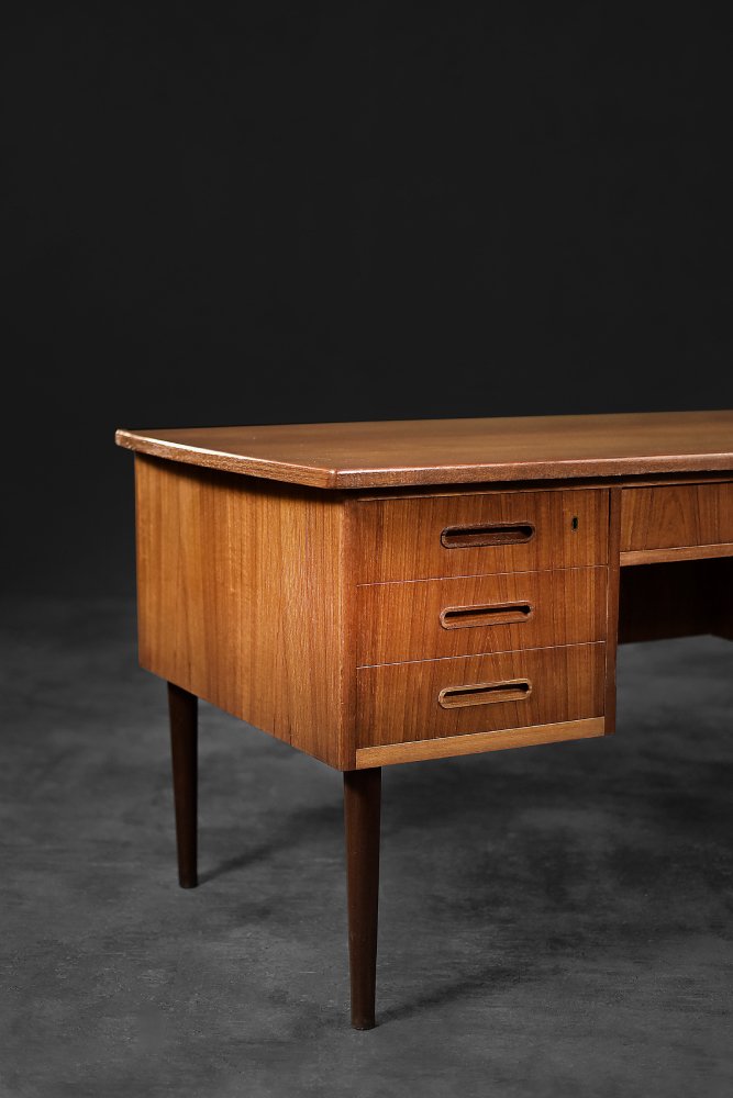 Mid-Century Danish Scandinavian Modern Teak Bilateral Desk, 1960s