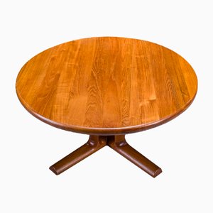 Mid-Century Danish Teak Coffee Table from Dyrlund, 1970s-ZZH-1014894