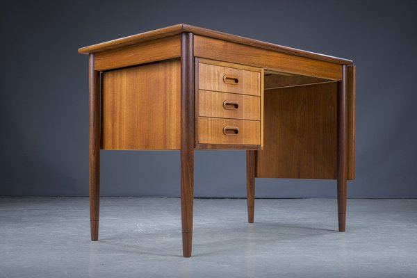 Mid-Century Danish Teak Desk, 1960-ZZH-1093446