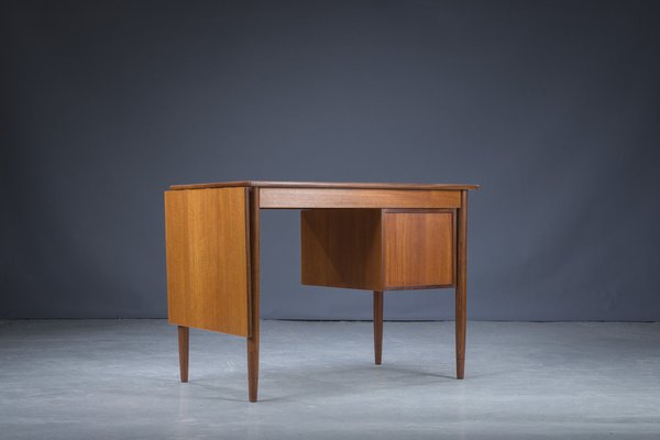 Mid-Century Danish Teak Desk, 1960-ZZH-1093446