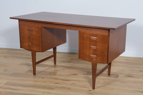 Mid-Century Danish Teak Desk, 1960s-NIT-1448791