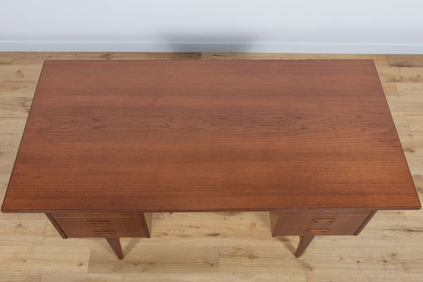 Mid-Century Danish Teak Desk, 1960s-NIT-1448791