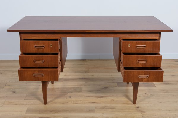 Mid-Century Danish Teak Desk, 1960s-NIT-1448791