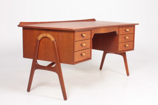 Mid-Century Danish Teak Desk by Svend Åge Madsen for Sigurd Hansen, 1950s-FK-565779