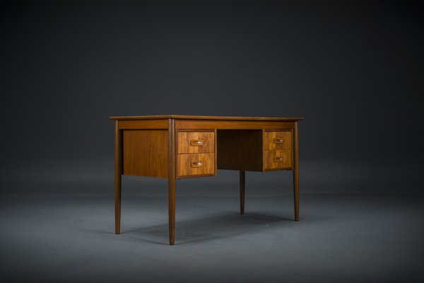 Mid-Century Danish Teak Desk from Hanbjerg Furniture Factory, 1960s-ZZH-1725429