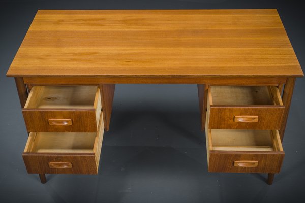 Mid-Century Danish Teak Desk from Hanbjerg Furniture Factory, 1960s-ZZH-1725429