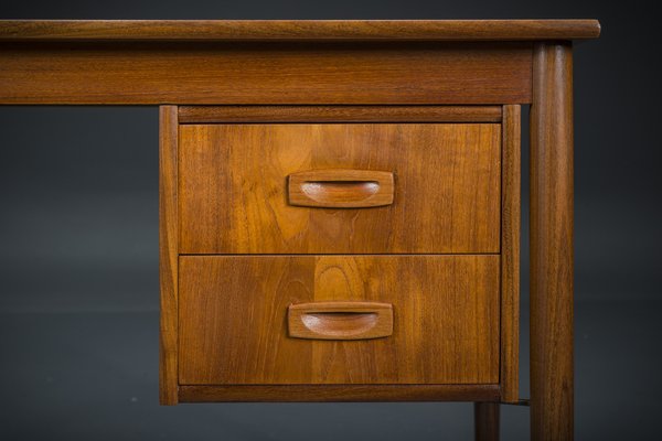 Mid-Century Danish Teak Desk from Hanbjerg Furniture Factory, 1960s-ZZH-1725429