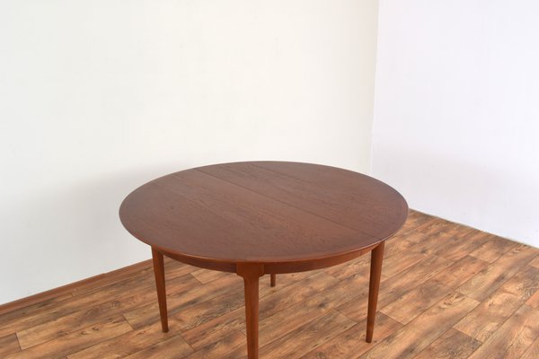 Mid-Century Danish Teak Extendable Dining Table, 1960s-LOT-2032123