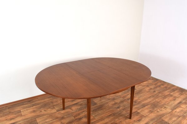 Mid-Century Danish Teak Extendable Dining Table, 1960s-LOT-2032075