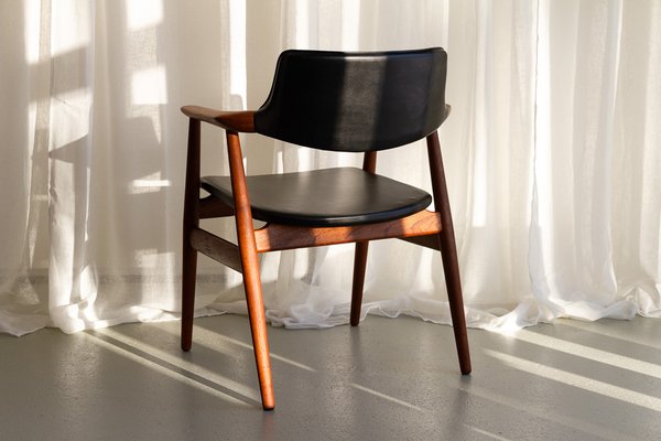 Mid-Century Danish Teak GM11 Armchair by Svend Aage Eriksen for Glostrup, 1960s-WIX-1796327