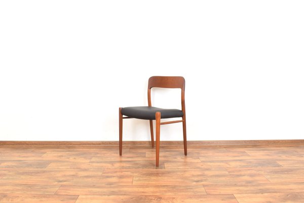 Mid-Century Danish Teak & Leather Dining Chairs Model 75 by N. O. Møller for J.L. Møller, 1960s, Set of 4-LOT-2023793