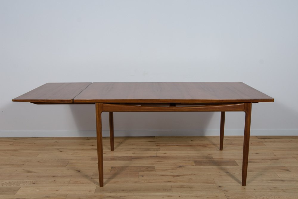 Mid-Century Dining Table by Ib Kofod Larsen for G-Plan, 1960s