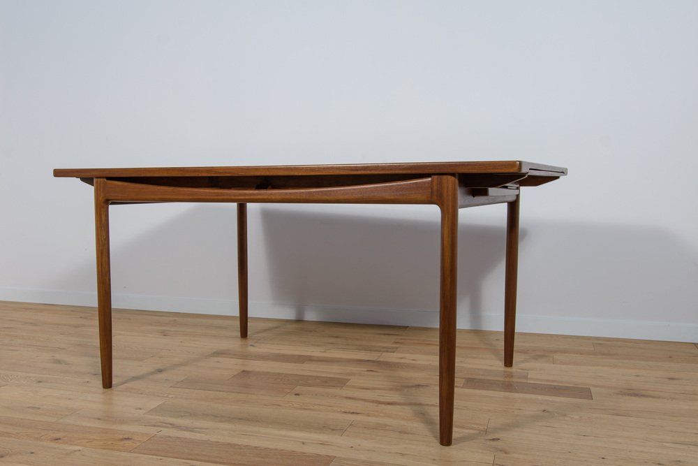 Mid-Century Dining Table by Ib Kofod Larsen for G-Plan, 1960s