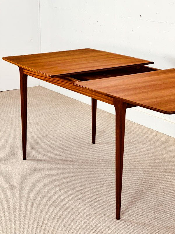 Mid-Century Dining Table from McIntosh, 1970s-KRJ-1798033