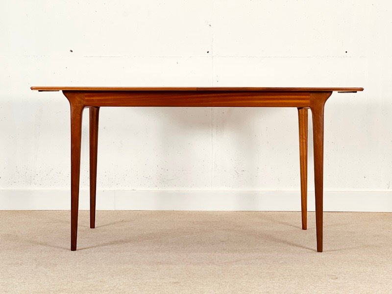 Mid-Century Dining Table from McIntosh, 1970s-KRJ-1798033