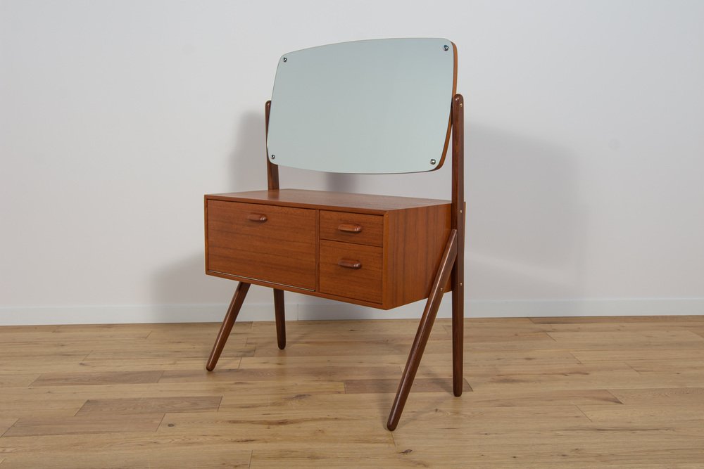 Mid-Century Dressing Table from Ølholm Møbelfabri, 1960s