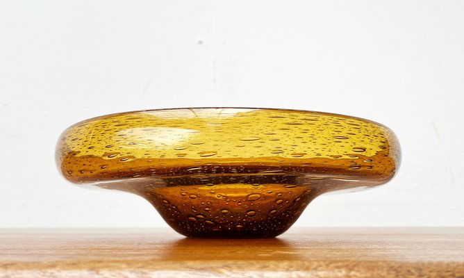 Mid-Century Dutch Antiqua Series Amber Colored Glass Bowl by Max Verboeket for N.V. Kristalunie, 1960s-UAH-1811315