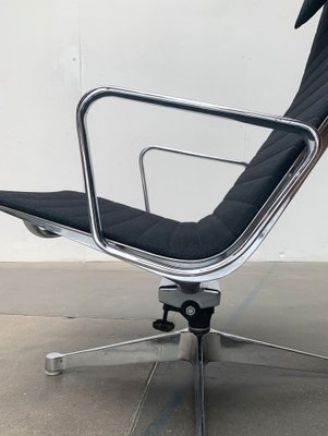 Mid-Century EA 124 Aluminium Armchairs by Charles & Ray Eames for Herman Miller, 1960s, Set of 2-UAH-1313085